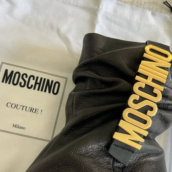Authentic Moschino ankle boots - Picture 10 of 17